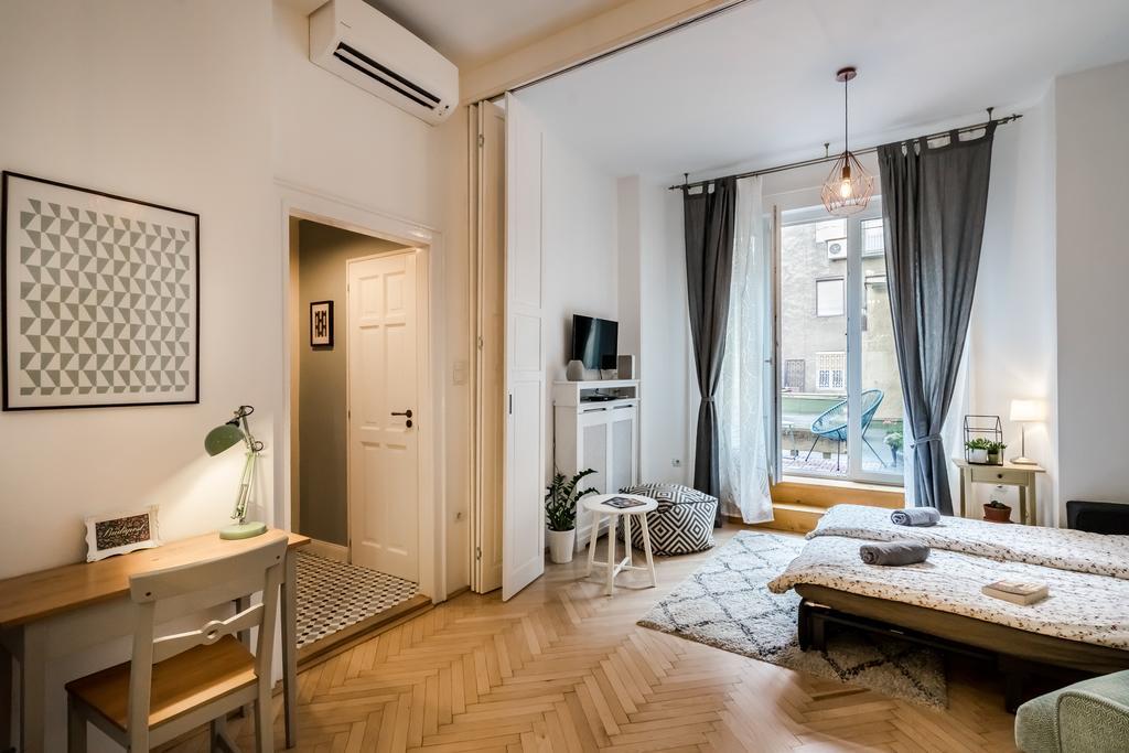 Bpr Charming Design Apartment With Balcony, A/C Budapeste Exterior foto